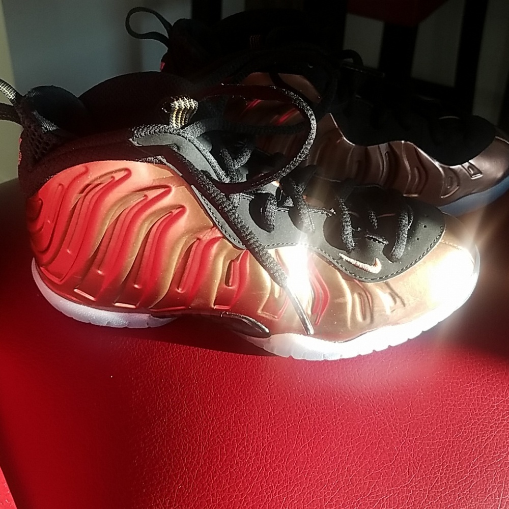 Nike foams